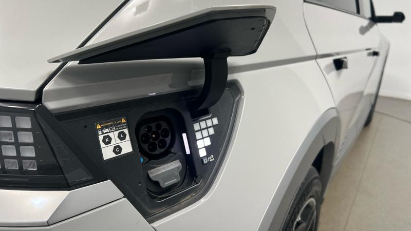 Hyundai IONIQ Photo cohere-c713c0d48e651ee3a635e1f82d9dd453c16cb5e1.jpg