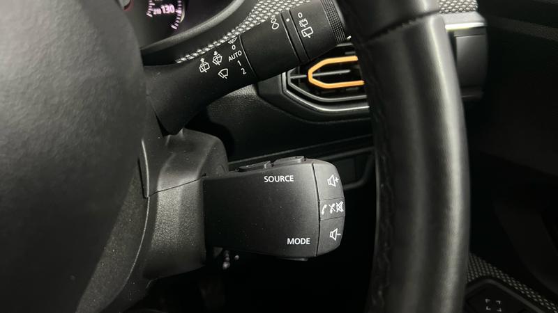 Dacia SANDERO STEPWAY Photo cohere-c72298985ed4d32912fe61803bd1425fc13c886c.jpg