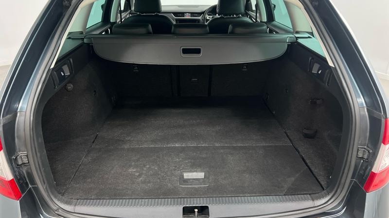 Skoda OCTAVIA Photo cohere-c7330f609d37263d7cf8686222e849d709666edd.jpg