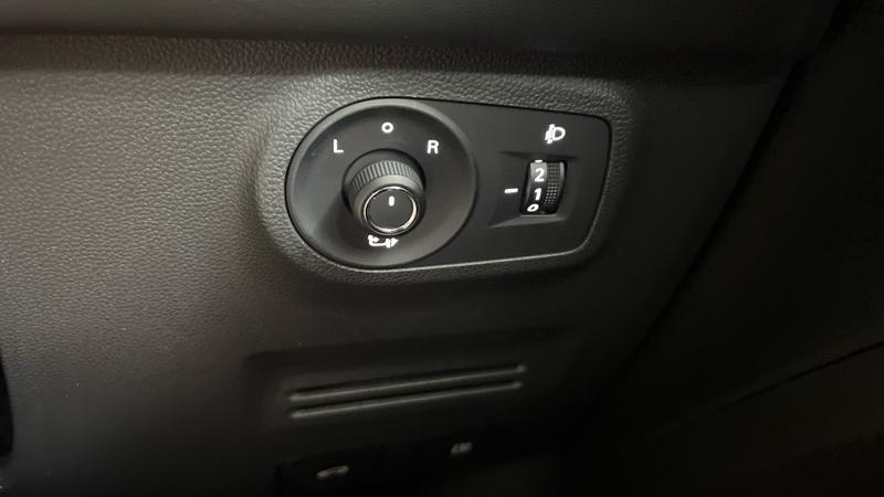 MG ZS Photo cohere-c7357bf22cc48d1d97efa3b8bac87d2b05dca386.jpg