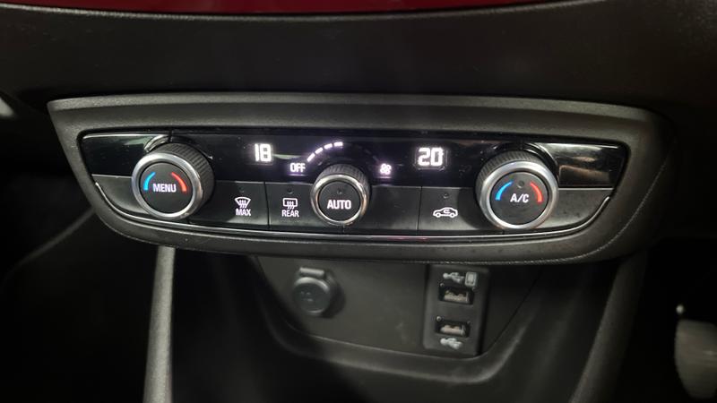 Vauxhall CROSSLAND Photo cohere-c73b2cc0870d8f73bdf525deebb6c372f22aed5e.jpg