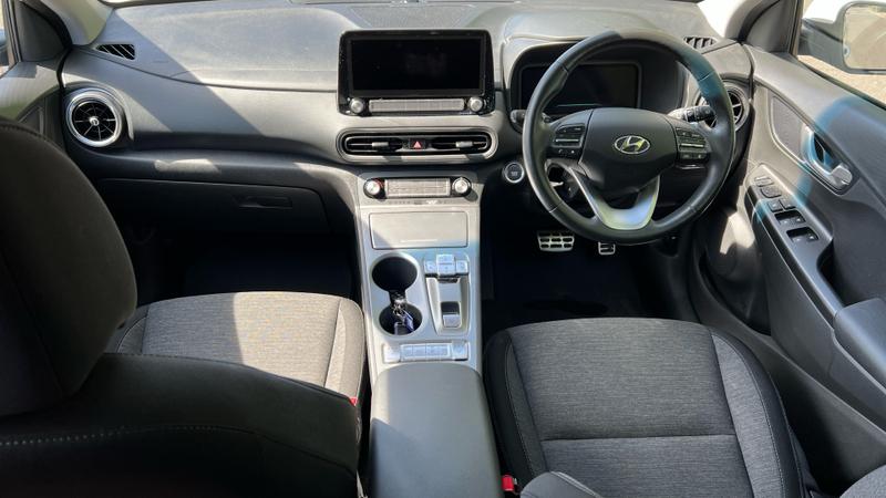 Hyundai KONA Photo cohere-c779e189e24f11f765f510b249a2037bab41dd20.jpg
