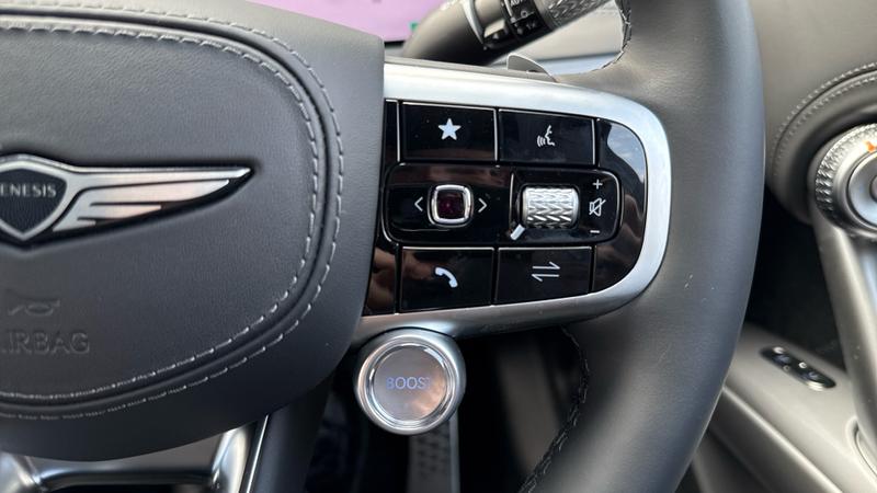 Genesis GV60 Photo cohere-c7b043ae000618d905eb110cd9643d290cbc5bd1.jpg