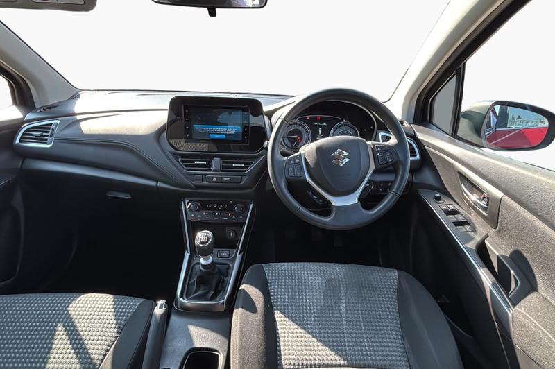Suzuki S-Cross Photo cohere-c7cde64edfe02a4261963b6cbd7df27394ff3582.jpg