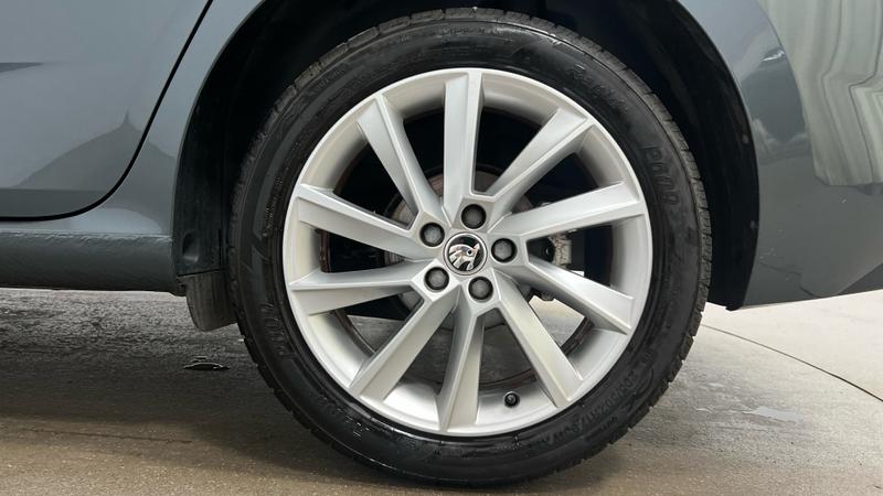 Skoda SCALA Photo cohere-c832eaa3f5d3dd6c1140f252a940dd79ce859218.jpg