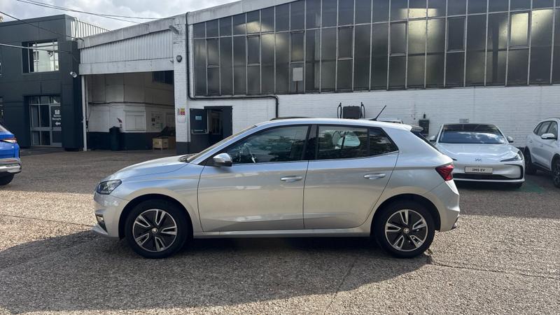 Skoda FABIA Photo cohere-c880aec2d7b8b5e6f1e5bc91ea77808b63afa190.jpg