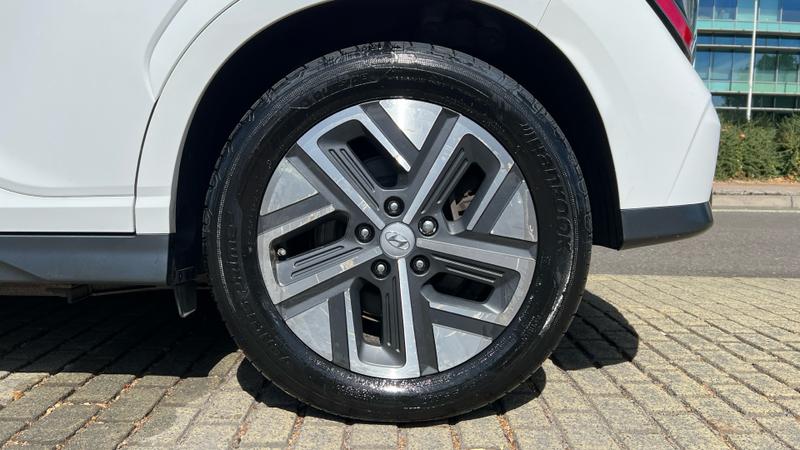 Hyundai KONA Photo cohere-c8d10712d940f1d2e0d506cf44094b0f4fb6a4d2.jpg