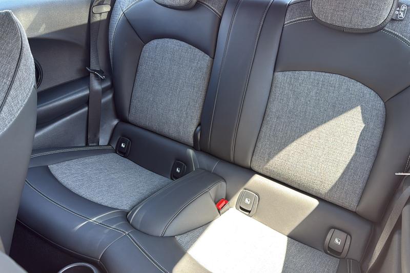 MINI Electric Hatch Photo cohere-c8da4e35a1ace692101d223747f75c2054afdfbf.jpg