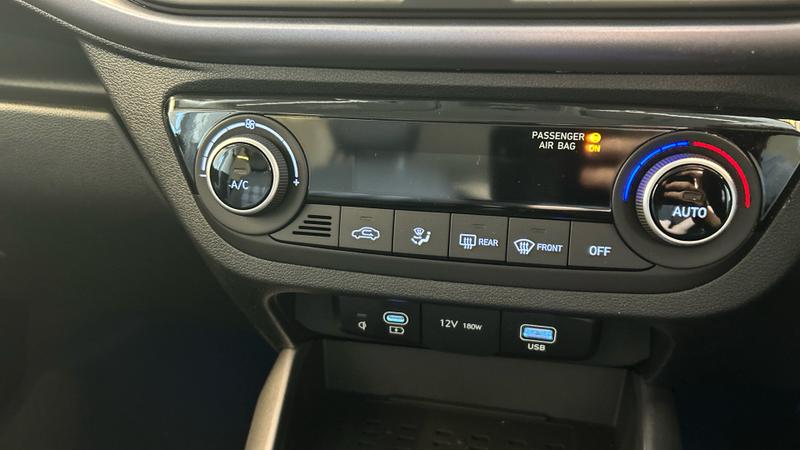 Hyundai i10 Photo cohere-c8eaa3788f52f473ce3b8f7f5e4b0d2024efd7dd.jpg