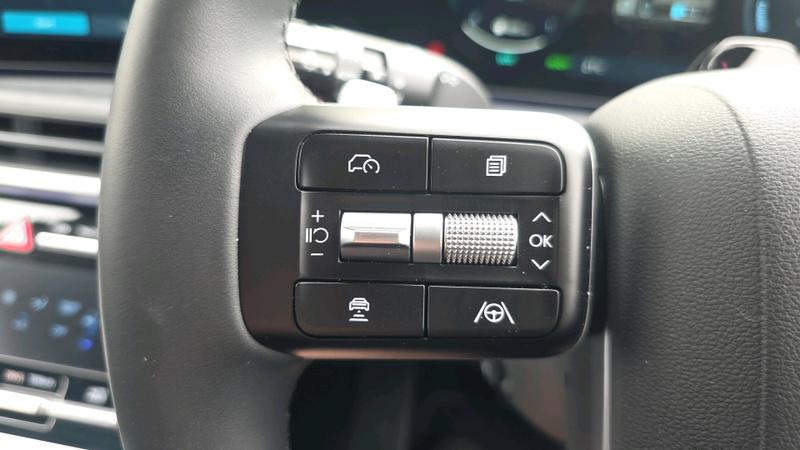 Hyundai Santa Fe Photo cohere-c94f3c4c909fb2be66a4c45b490d442f43fde64a.jpg