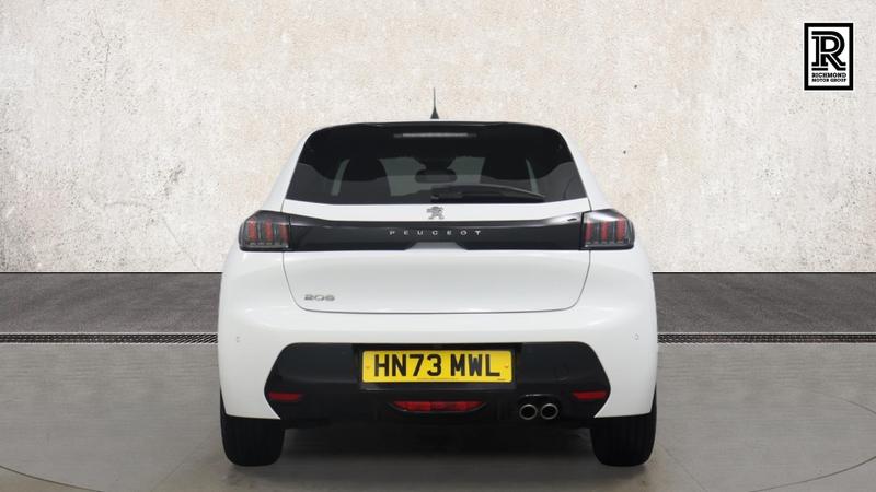 Peugeot 208 Photo cohere-c950423735cceaad10b18ac1c21541e9f2b36f8c.jpg