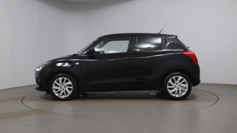 Suzuki SWIFT Photo cohere-c998ec11e033acc94051abc94ae800618f3d9263.jpg