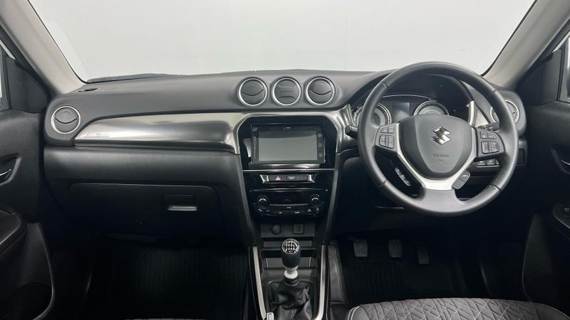 Suzuki VITARA Photo cohere-c9c335571237b9517fd2079553c1e3cf4817d225.jpg