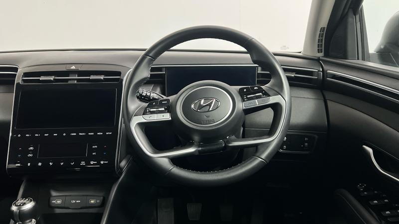 Hyundai TUCSON Photo cohere-ca14d9d4e95dc6694b894603b9f0789dd75f8a20.jpg