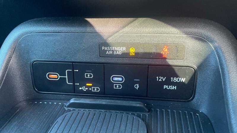 Hyundai KONA Photo cohere-ca517fc11aefc5d3026b0f6a4c3c3532cd8f18a7.jpg