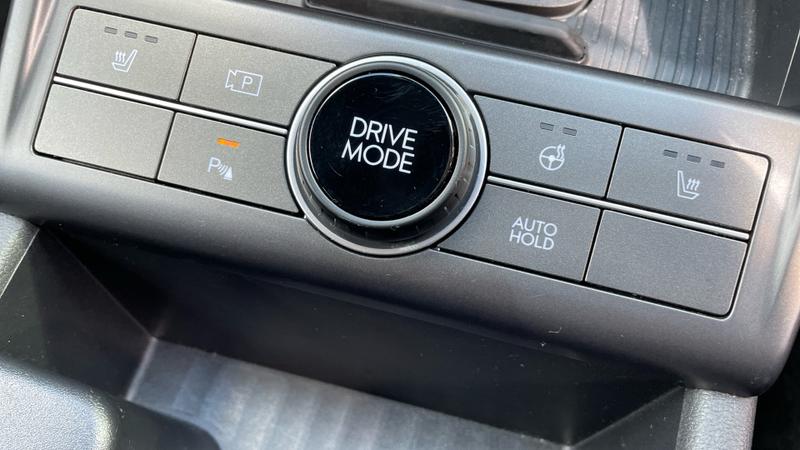 Hyundai KONA Photo cohere-ca6dfc58f90578fa343c67c52dab6cedc7dcae13.jpg
