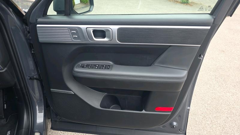Hyundai Santa Fe Photo cohere-cb0cf3a2a120b524a2b04a902efa771baf5d7470.jpg