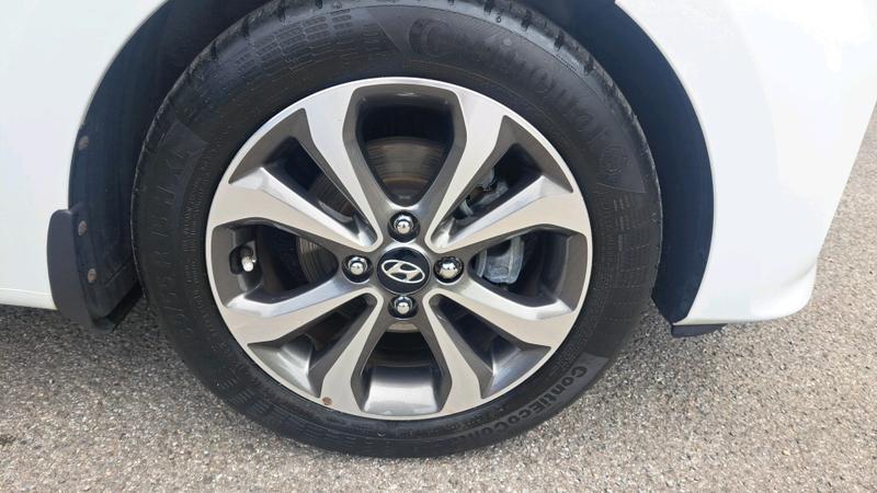 Hyundai i10 Photo cohere-cb176a037d0a64ecff3aab8703ca9274541b1f46.jpg