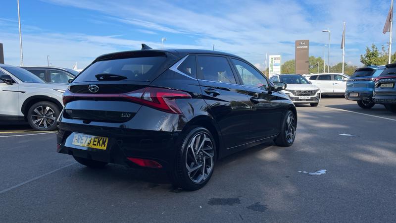 Hyundai i20 Photo cohere-cc442e261748139902506de7aba86005b3d87173.jpg