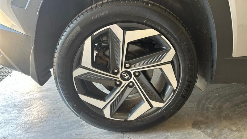 Hyundai TUCSON Photo cohere-ccbc532699f85fdc29570c305d429d34de899e09.jpg