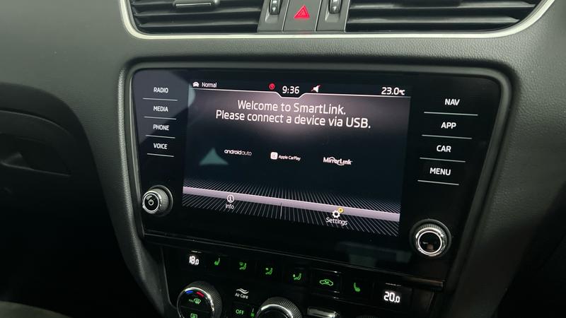 Skoda OCTAVIA Photo cohere-cd0e5ee788ff373c0518787fb277e0b3515738e2.jpg