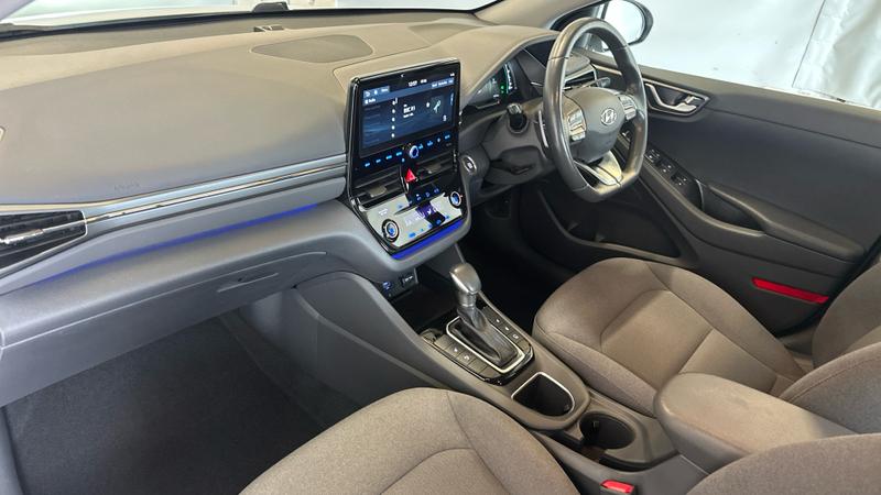 Hyundai IONIQ Photo cohere-cd7ac353a769a0f3072587b7a2e0f33936ded9da.jpg