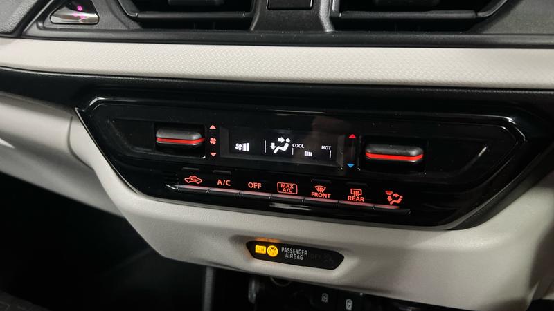 Suzuki SWIFT Photo cohere-ce8eba4cd2eebc1f53e029a78cd96eb157c688ce.jpg
