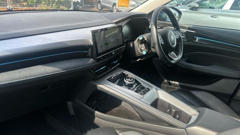MG MG5 Photo cohere-ce97d5e6d8beb8882fb969f6076cf637c356d077.jpg