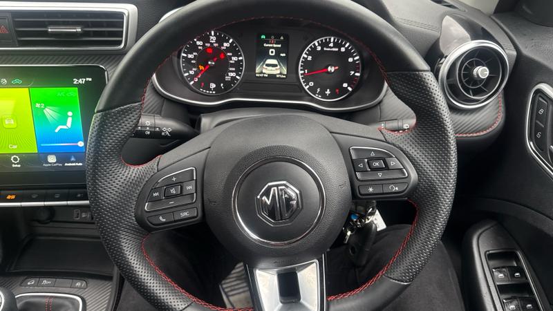 MG ZS Photo cohere-cea316271cd9f8c4bb334d8ad3a616b1c03e7bea.jpg