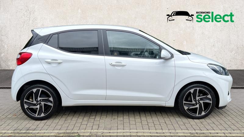Hyundai i10 Photo cohere-d02dba9868d3e68610edd17da4e70a1e9a06b71c.jpg