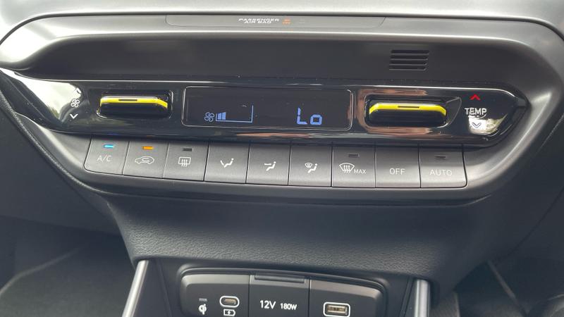 Hyundai i20 Photo cohere-d03543cdd6cb35f5ea651054d19e9e403d9143d0.jpg