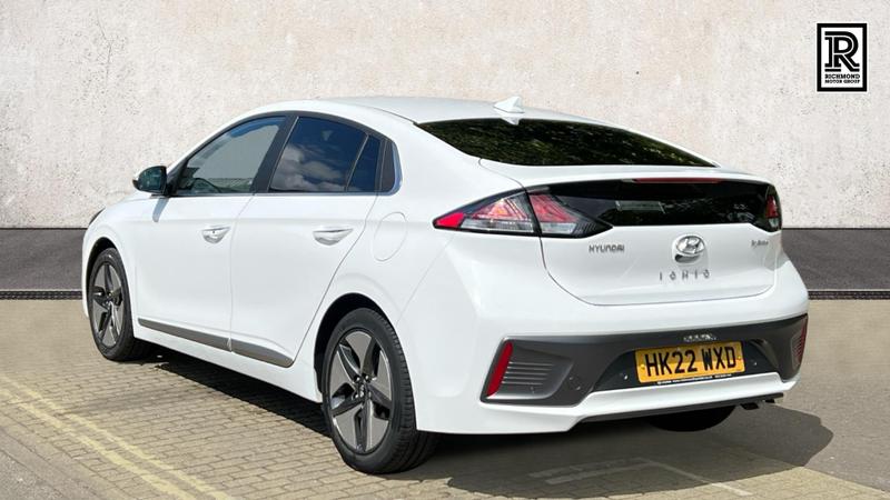 Hyundai IONIQ Photo cohere-d0661ddb3e9a5d8ad019763bb31ad2f34419f424.jpg