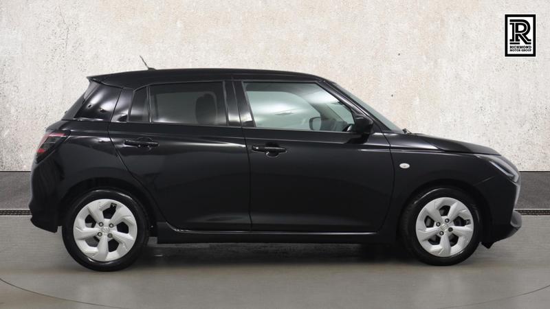 Suzuki SWIFT Photo cohere-d073668fa059d53cfb8a338441fe4b7fb5ce3c1c.jpg