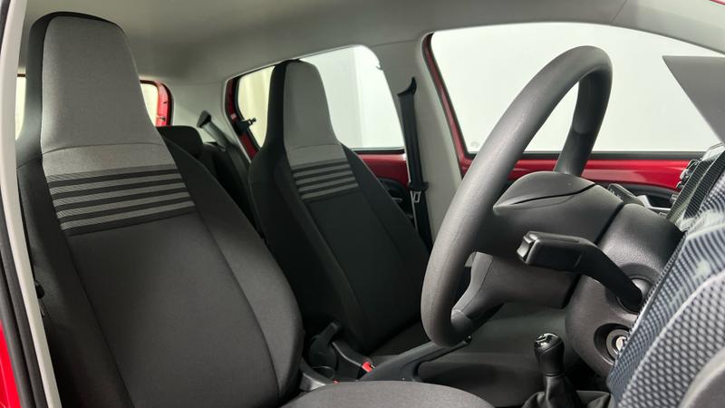 Volkswagen UP Photo cohere-d0d735509a09c953232dcbff1152363b3c00dd64.jpg