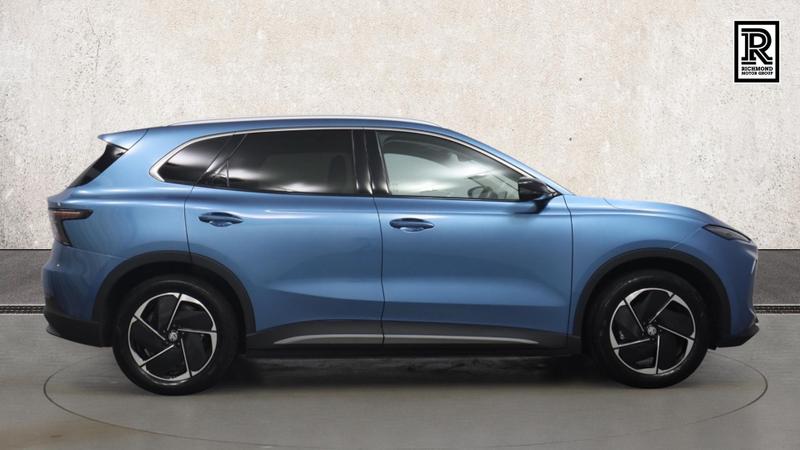 MG MGS5 EV Photo cohere-d127a84cc0835fc012bed27f5bb1bc5643edfaa7.jpg