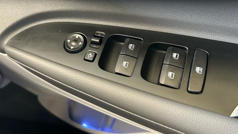 Hyundai BAYON Photo cohere-d1a13e2dc942414b6cedc5e0bbea51c86b485211.jpg