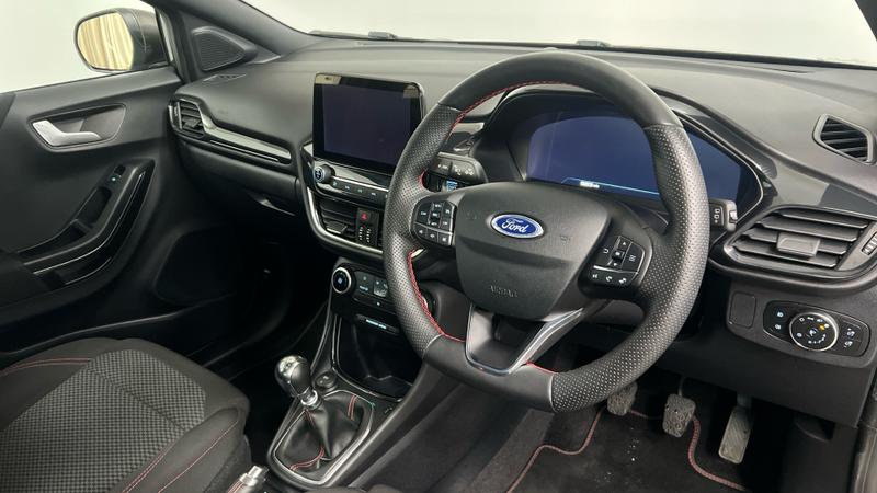 Ford PUMA Photo cohere-d1d36c62604128d880559ed0b991175d6512bcfe.jpg