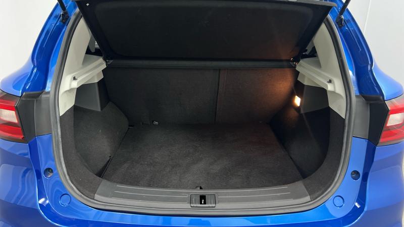MG ZS Photo cohere-d1f0663cca3e79194690e15f5d438e3032628c66.jpg
