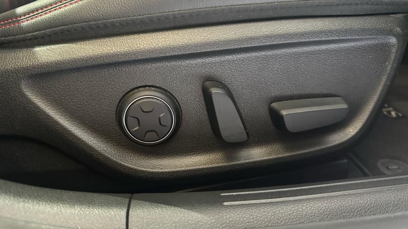Genesis G70 Photo cohere-d213e222dbb55d0c5195e9c05509705f5d25475f.jpg