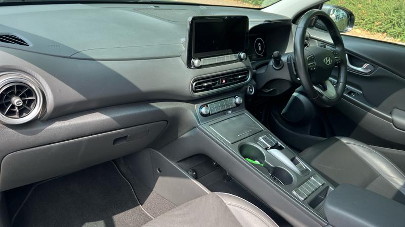 Hyundai KONA Photo cohere-d2f936d31234b17adf40e51e518f036a8d3a9905.jpg