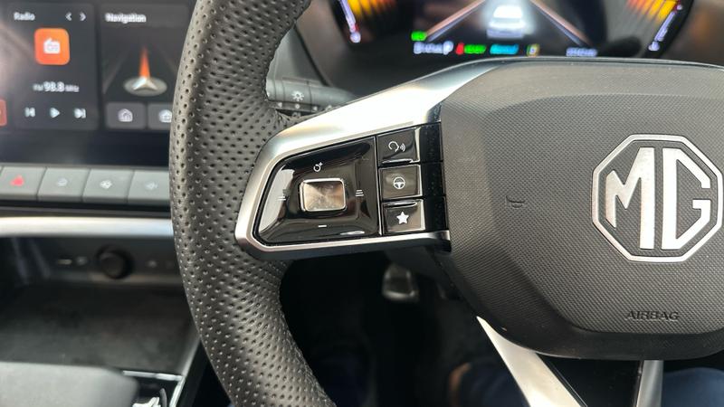 MG ZS Hybrid+ Photo cohere-d31025703608821197ab503c79ab4d4ebb7e9528.jpg