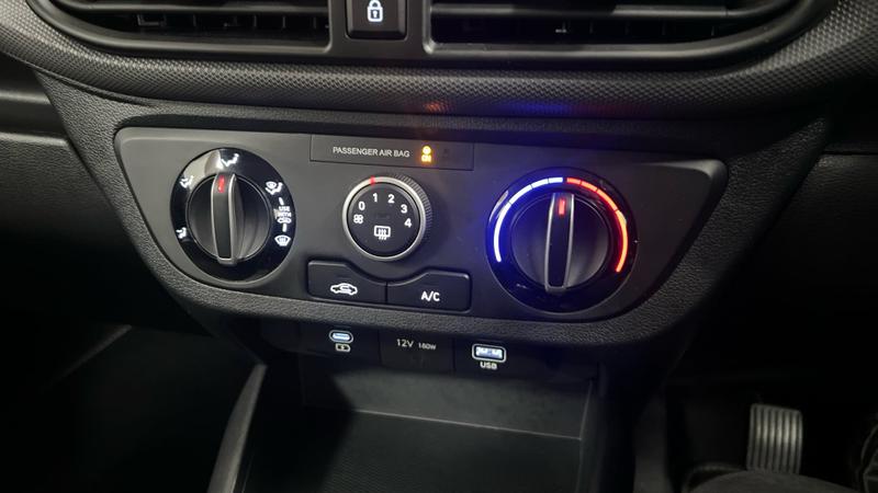 Hyundai i10 Photo cohere-d3350313fd0e75bf73ea731c1a2c98b9c81fd265.jpg