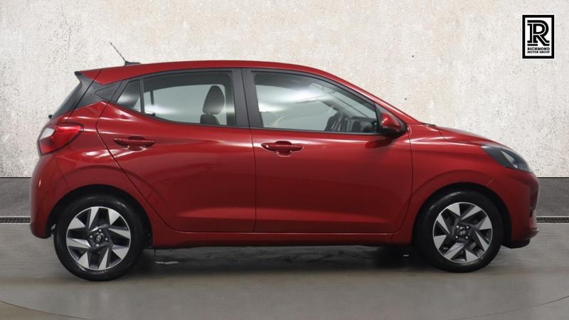 Hyundai i10 Photo cohere-d33fbd8122591b548287e792c6db858dee079de0.jpg