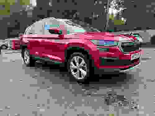 Used 2022 Skoda Kodiaq 2.0 TSI SE L SUV 5dr Petrol DSG 4WD Euro 6 (s/s) (7 Seat) (190 ps) Red at Richmond Motor Group