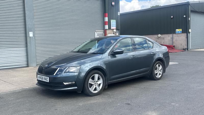Skoda OCTAVIA Photo cohere-d4ae4b79c90a8dbad477334c6c19298db23b2fd3.jpg