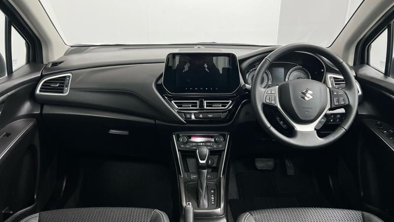 Suzuki S-CROSS Photo cohere-d4b6343e242692ce04ba24418dac7a641766e76d.jpg