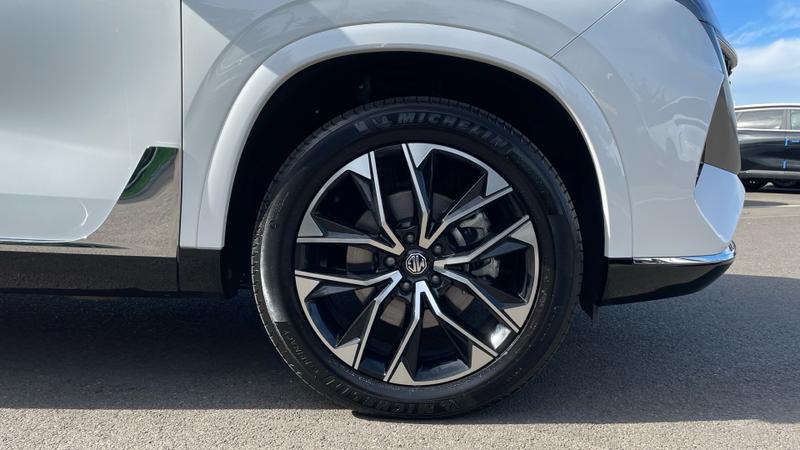 MG MGS9 PHEV Photo cohere-d4c4782a17b2711fd76880a8dded7dd180359443.jpg