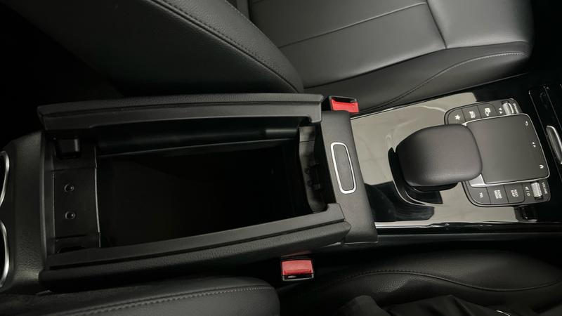 Mercedes-Benz A CLASS Photo cohere-d6f2a57a6be1916e324edf6e585f853842b88fa9.jpg