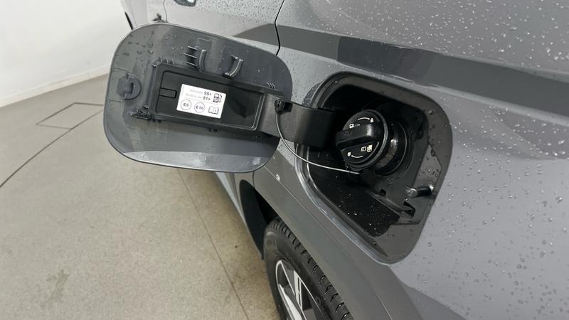 Hyundai TUCSON Photo cohere-d722458260af7429cb4d37e3b01267bde49ae455.jpg