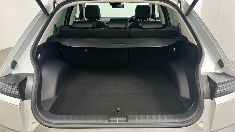 Hyundai IONIQ Photo cohere-d76ed65453014aadae1d22b8944d902c27d210f0.jpg